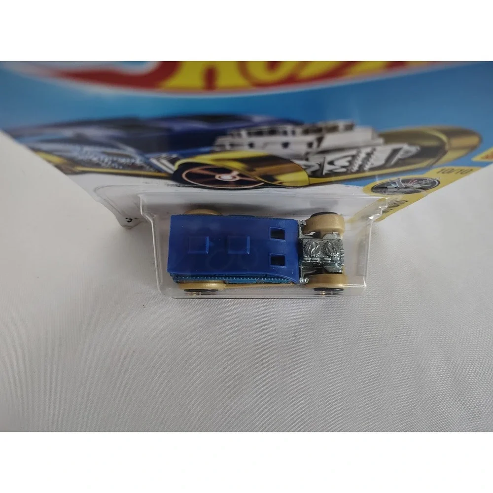 2015 Hot Wheels Experimotors Series Fast Cash Blue - NEW NIP